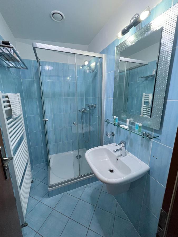 Hotel Apollon Litoměřice المظهر الخارجي الصورة