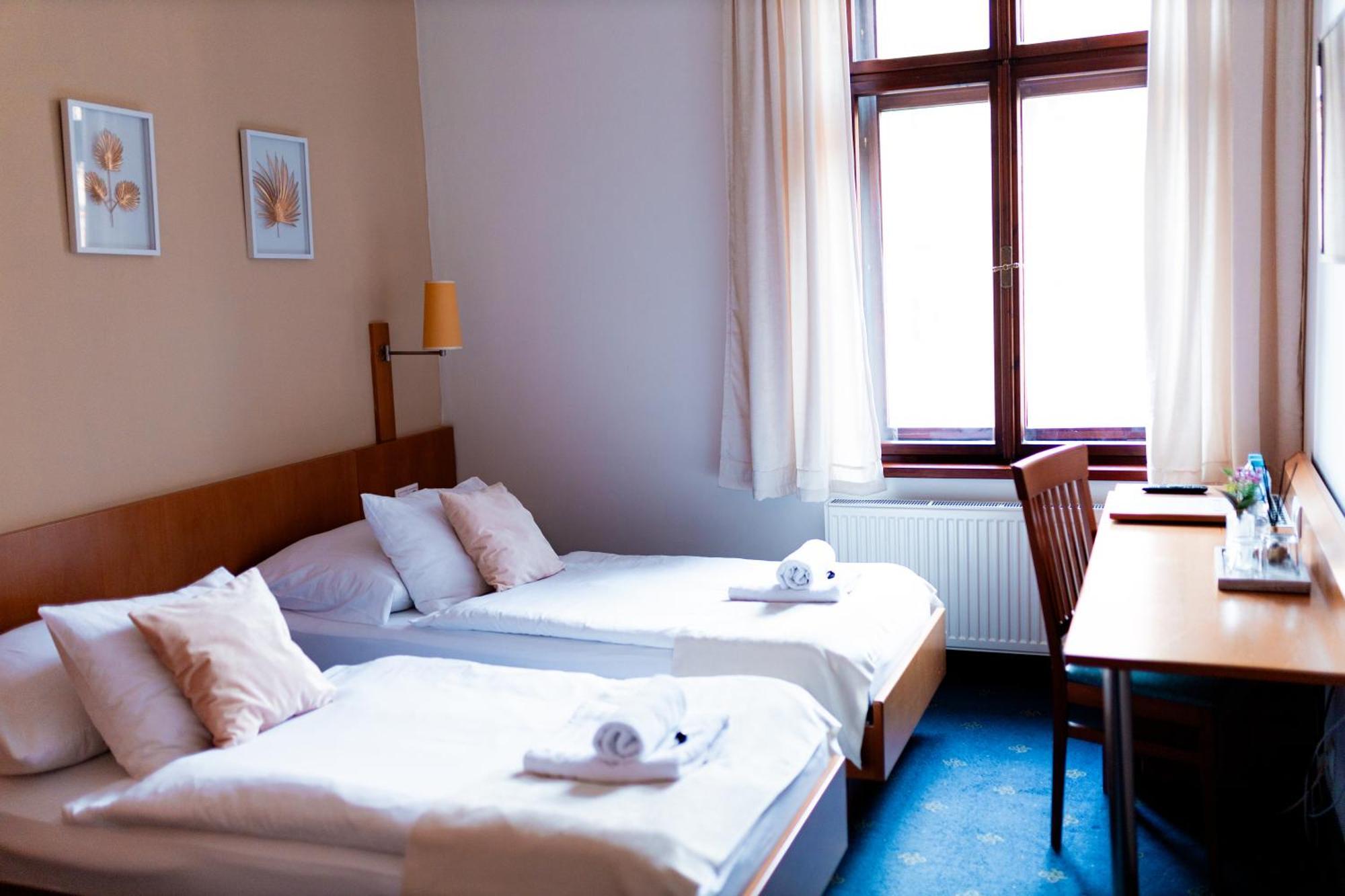 Hotel Apollon Litoměřice المظهر الخارجي الصورة